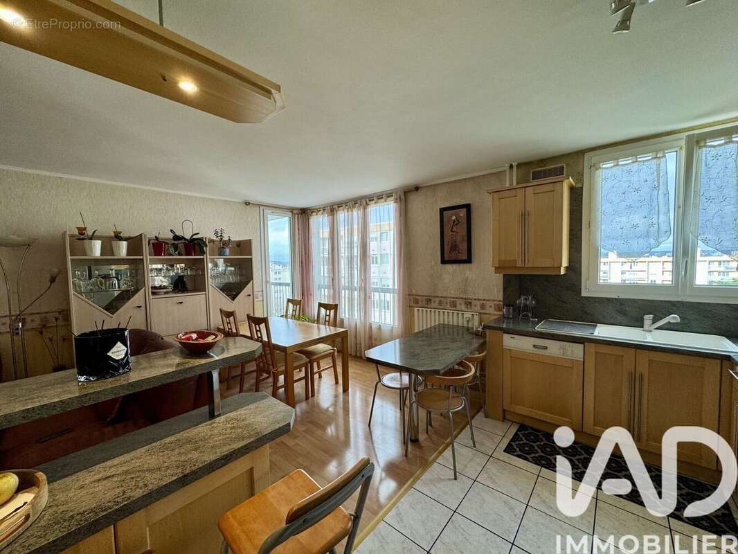 Photo 4 - Appartement à CHILLY-MAZARIN