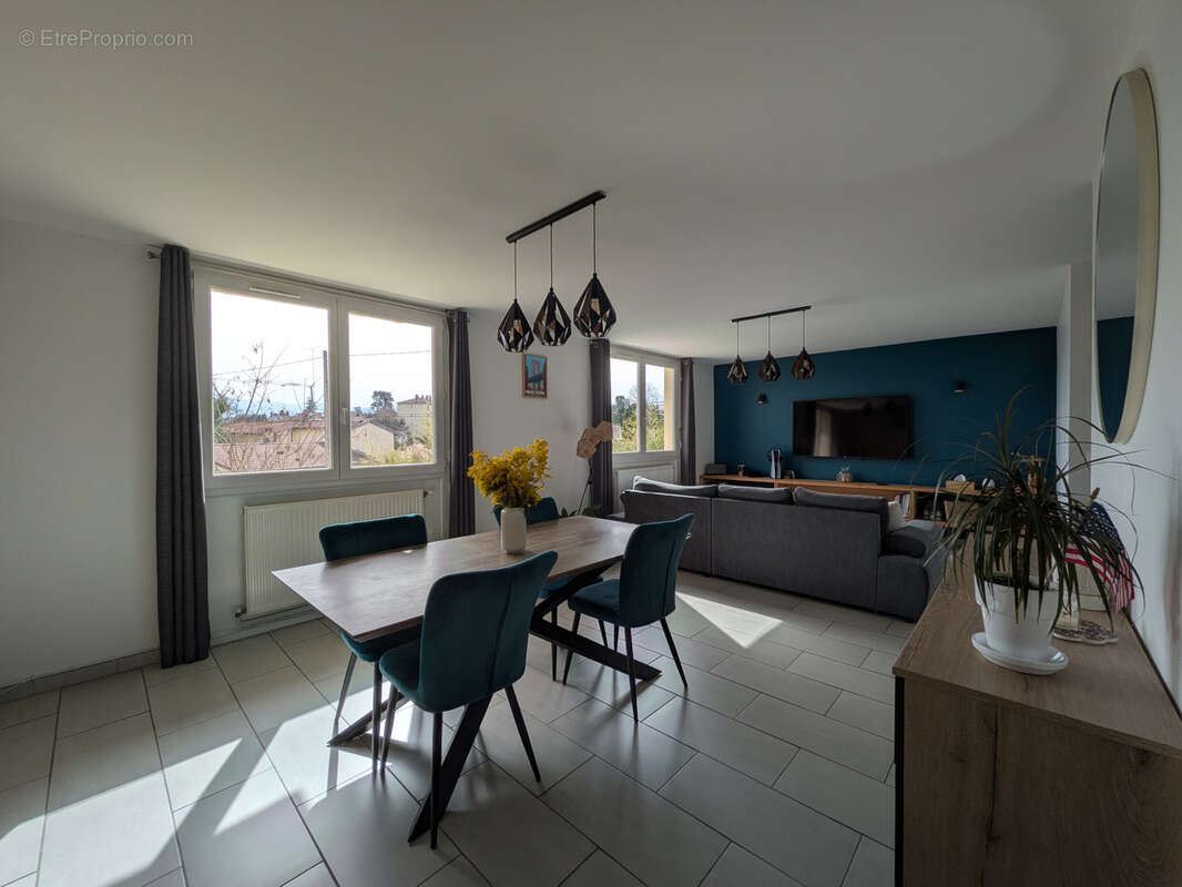 Appartement à ROMANS-SUR-ISERE
