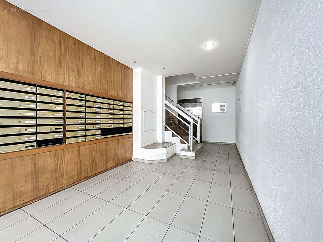 Appartement à MARSEILLE-8E