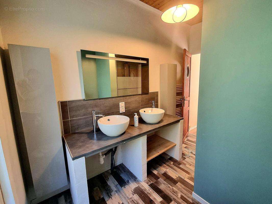 Maison à PONT-DE-BUIS-LES-QUIMERCH