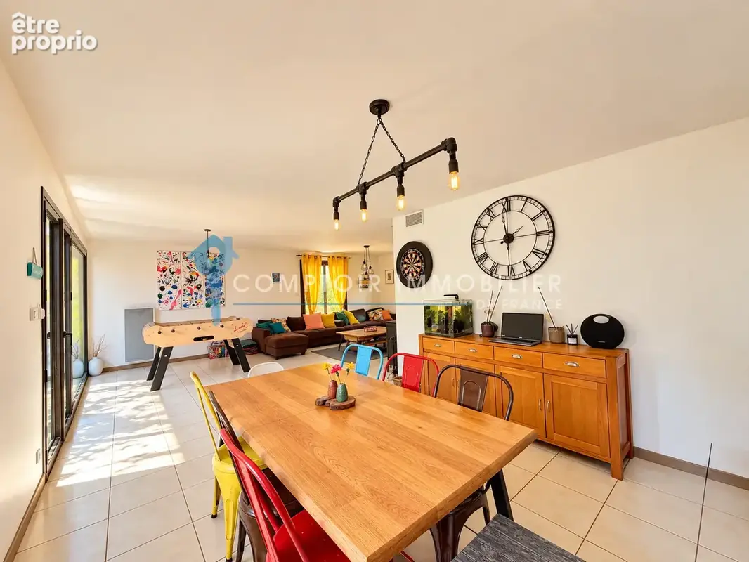 Martigues Jonquières   Maison de plain-pied de 120 m2 sur 1 045 m2 de terrain, un beau potentiel à révéler - photo 7