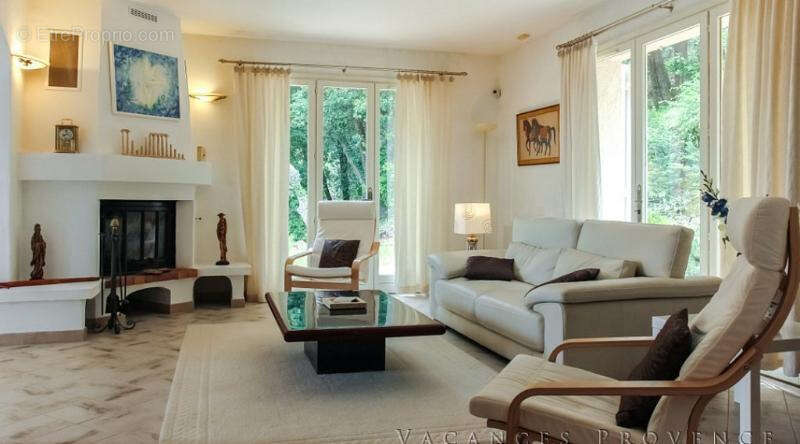 Maison à LES ADRETS-DE-L'ESTEREL