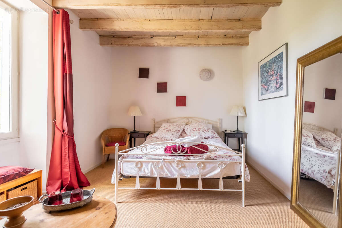 Maison à LAUZERTE