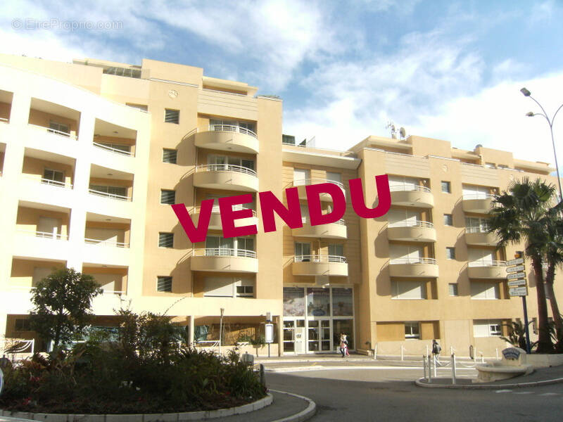 Parking à BEAUSOLEIL