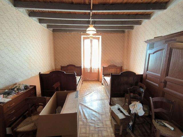 Maison à ESCORNEBOEUF