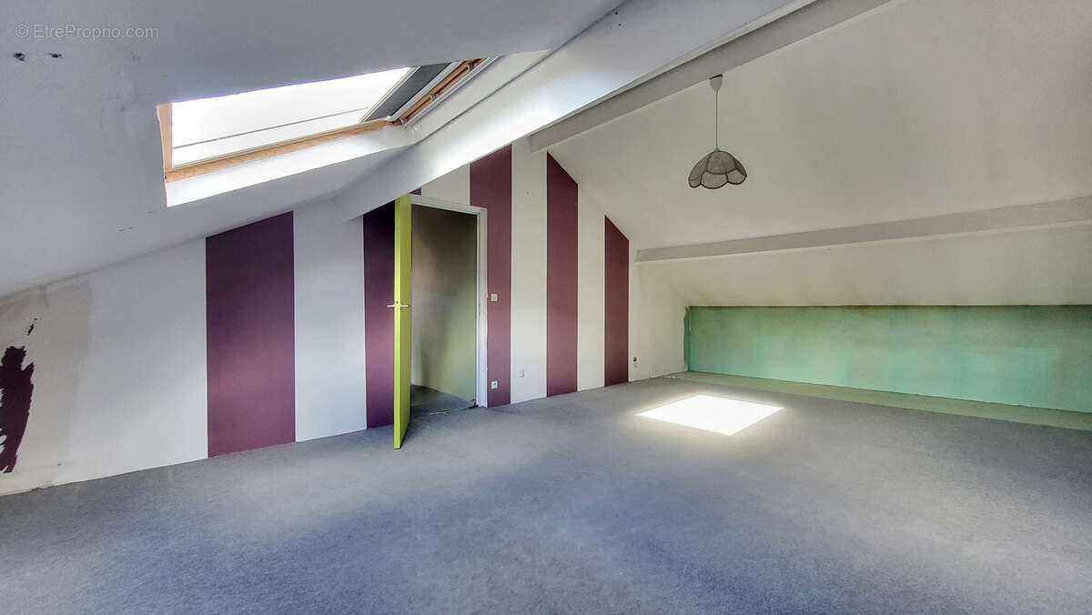 Maison à ROMENY-SUR-MARNE