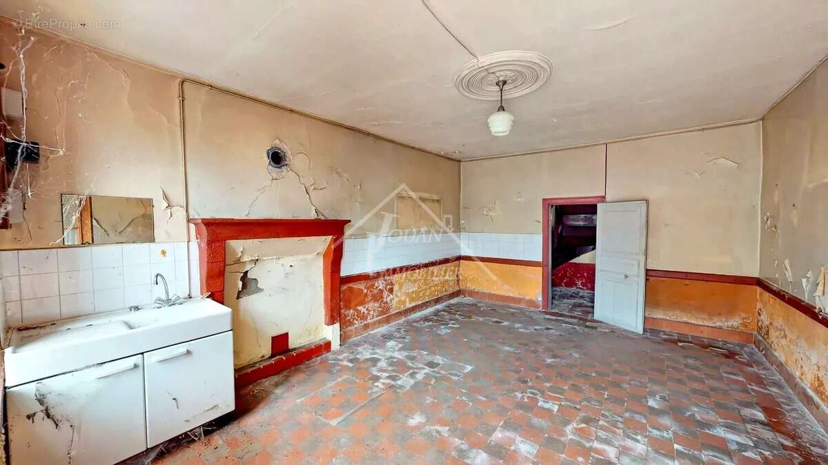 Maison à SAINT-MENOUX