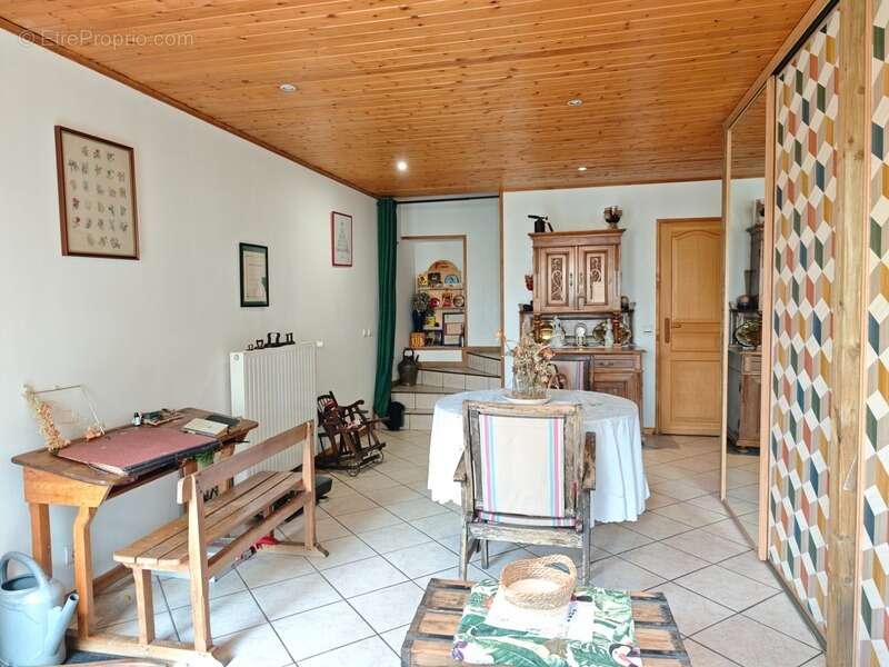 Maison à BEAUMONT