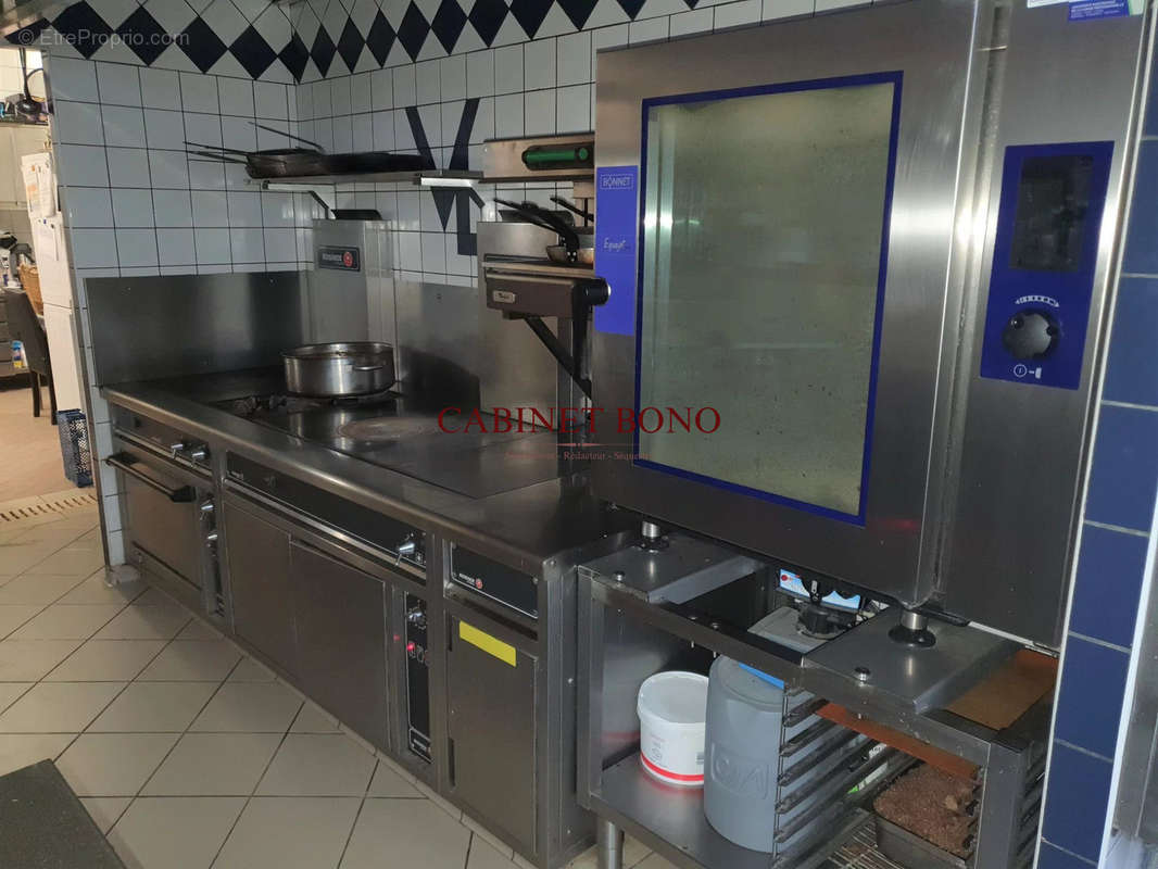 Autre à SAINT-QUENTIN