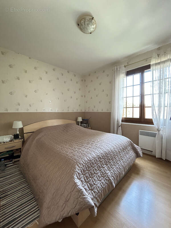 Appartement à BURES-SUR-YVETTE