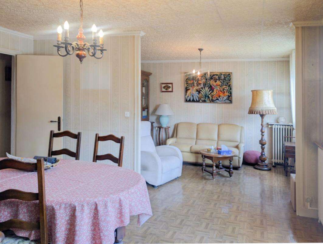 Appartement à AULNAY-SOUS-BOIS