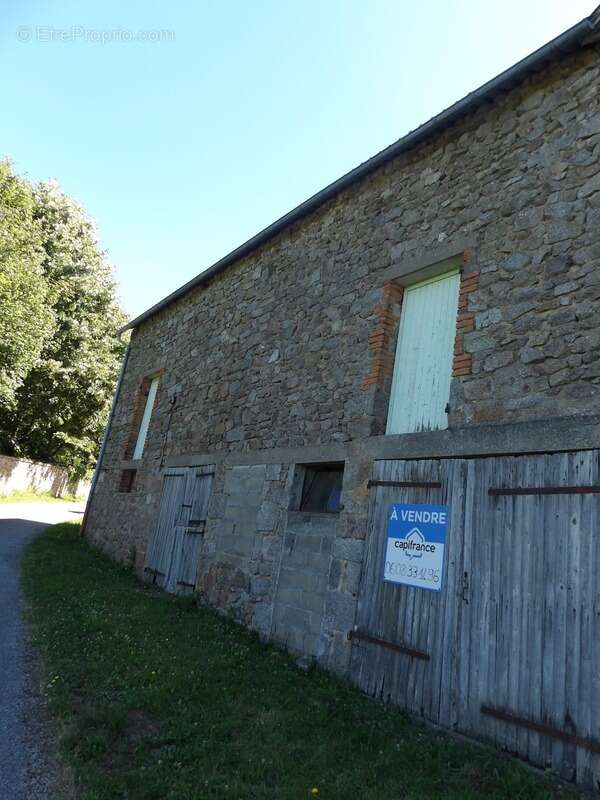 Commerce à LES MARS