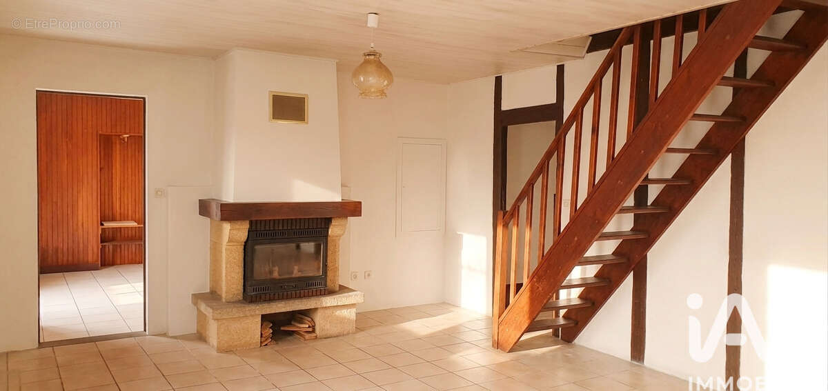 Photo 7 - Maison à SAINT-JULIEN-EN-BORN