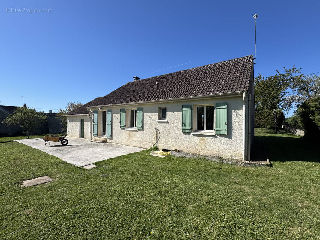 Maison à LA FERTE-GAUCHER