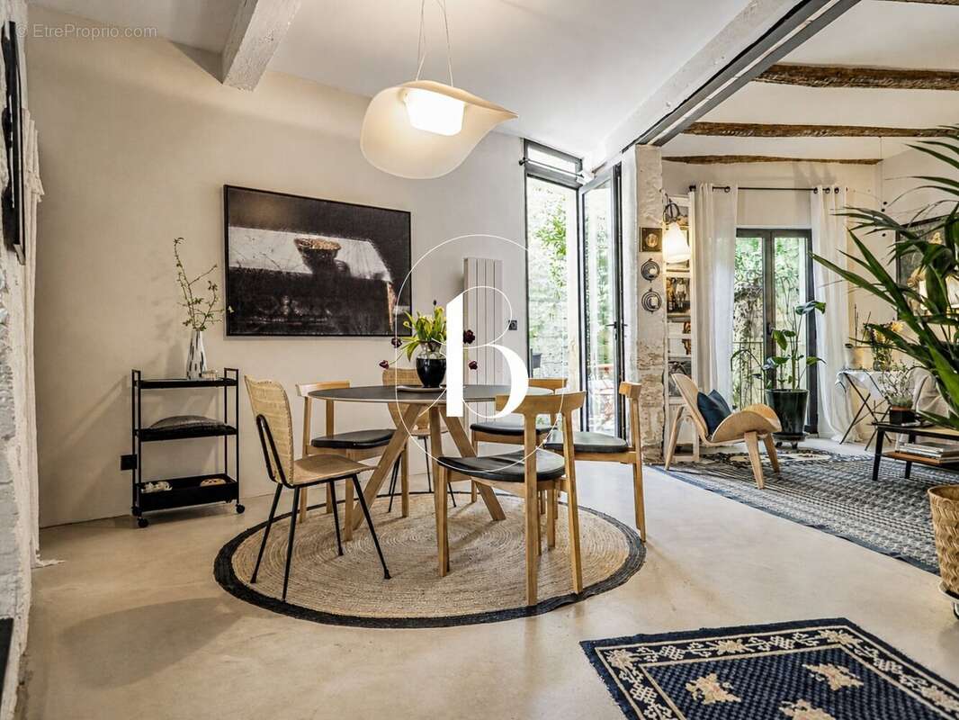 Maison à UZES