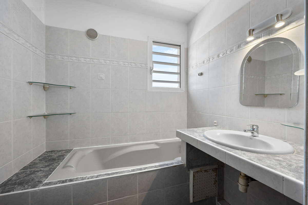 Maison à LA POSSESSION