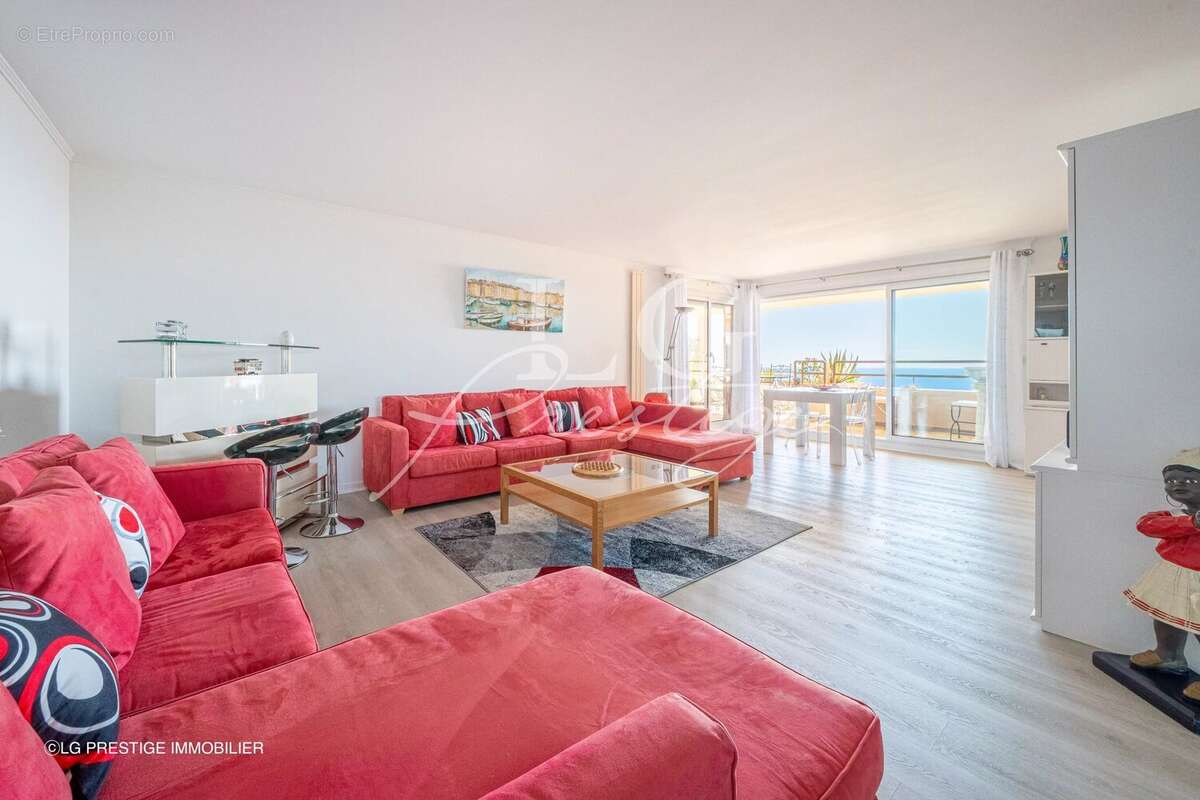 Appartement à MANDELIEU-LA-NAPOULE