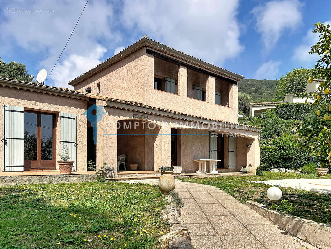Maison à VILLEFRANCHE-SUR-MER