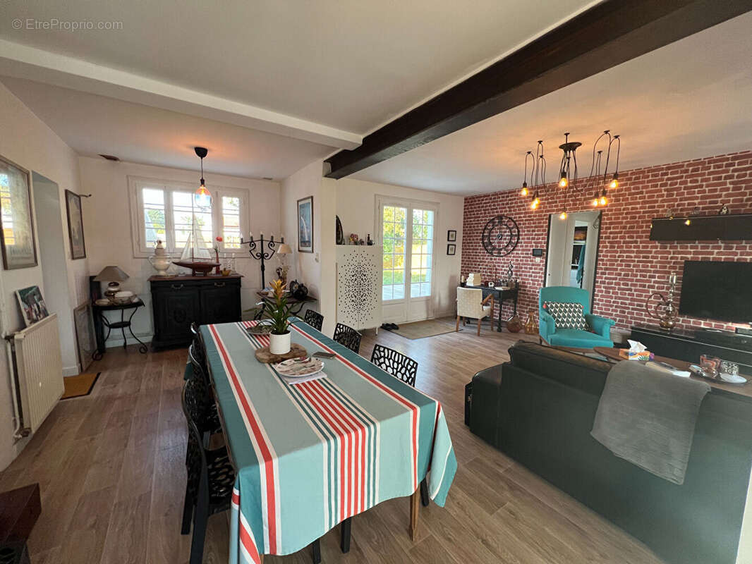 Maison à SAINT-HILAIRE-DE-RIEZ