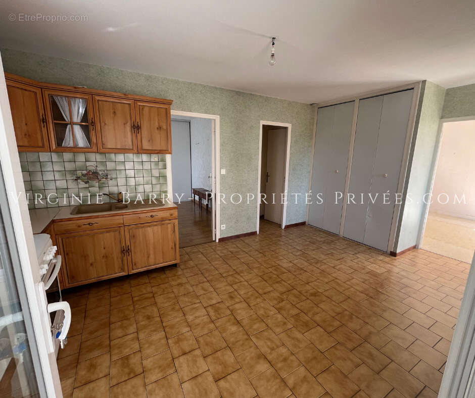 Maison de plain pied avec veranda et exterieur - photo 11