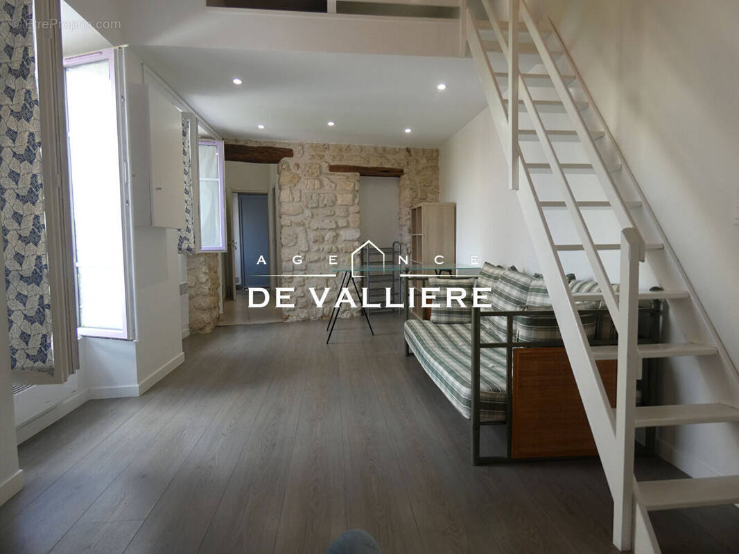 Appartement à NANTERRE