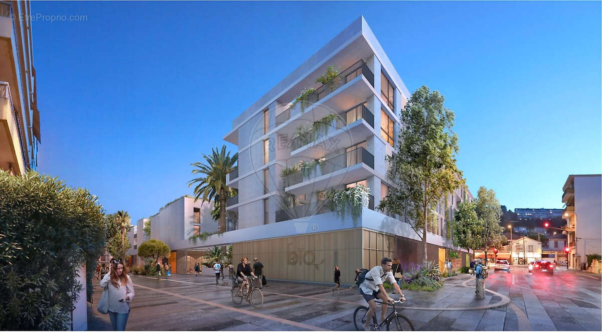 Appartement à SAINT-LAURENT-DU-VAR