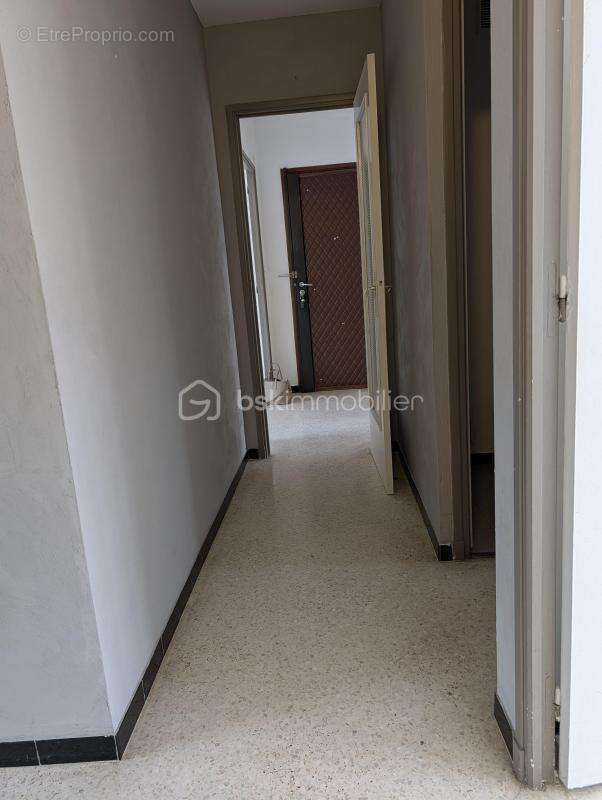 Appartement à LA VALETTE-DU-VAR