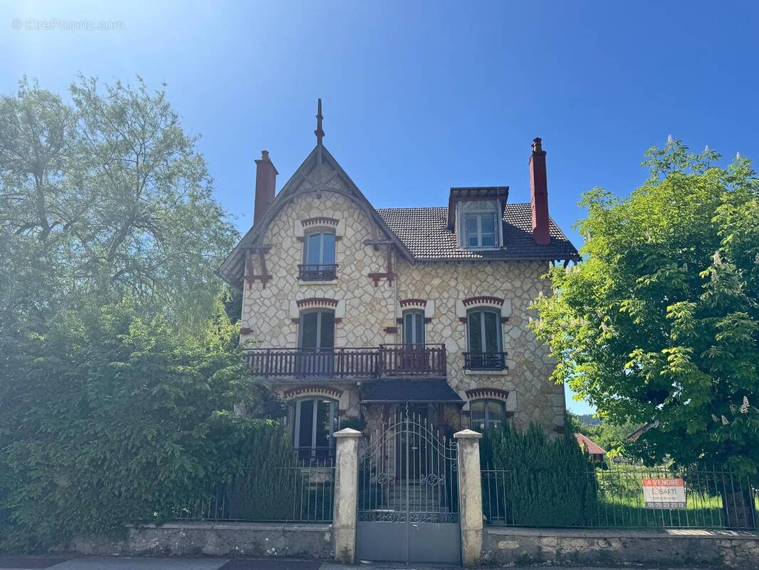 Maison 260 m² à Malbuisson  - photo 1
