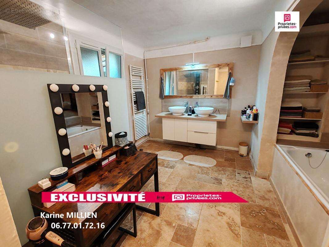 Maison à DAMPIERRE-SUR-AVRE