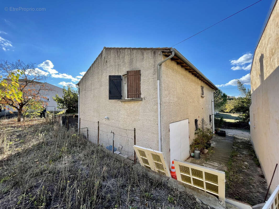 Maison à SAINT-THIBERY