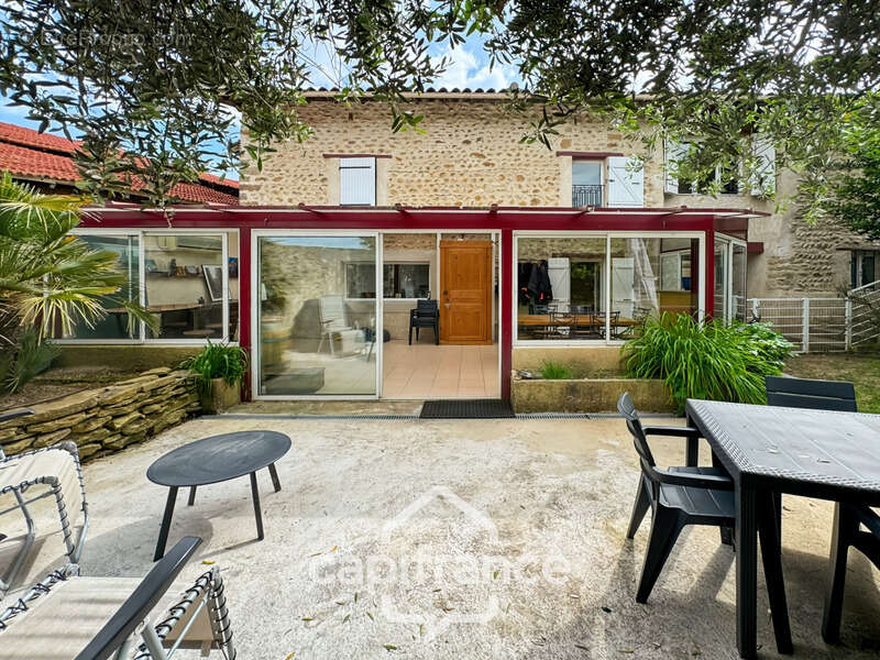 Maison à CHATEAUNEUF-DE-GALAURE