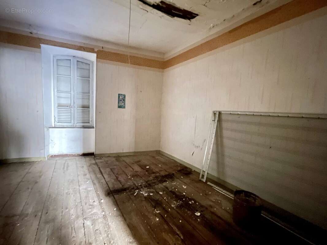 Maison à PEYRIAC-MINERVOIS