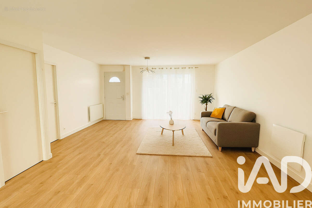 Photo 2 - Maison à LE BOUPERE