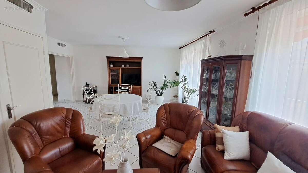 Appartement à LE PONT-DE-CLAIX