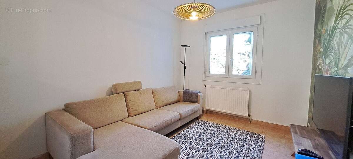 Maison à BESSAN