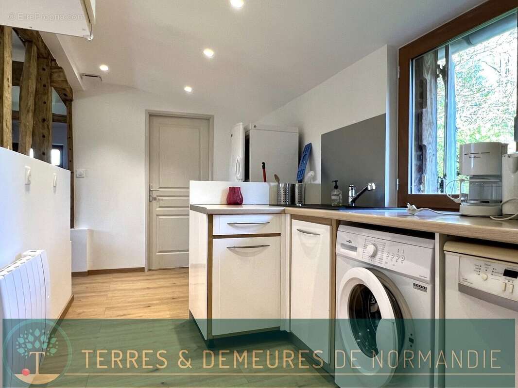 Maison à BOURG-ACHARD