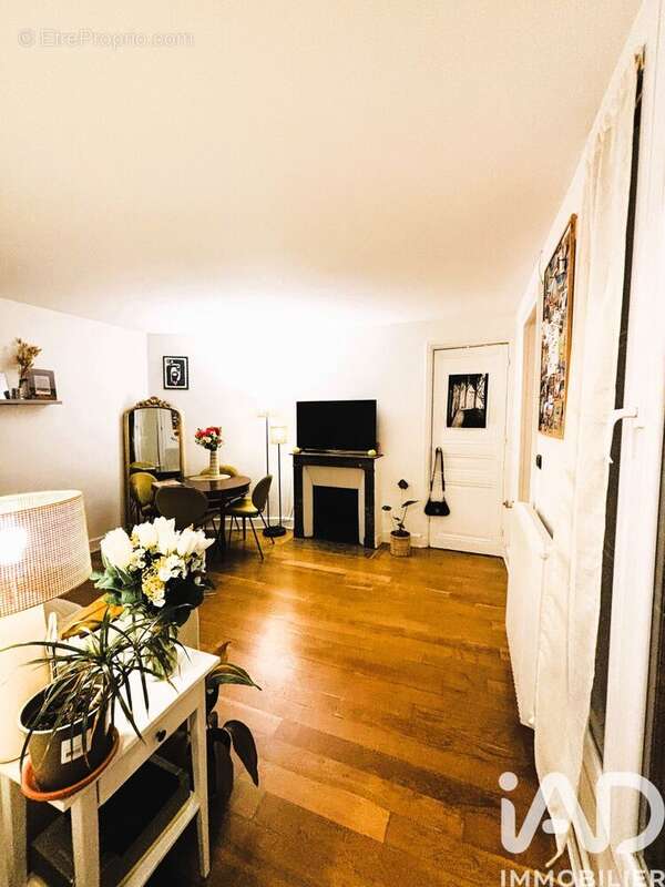 Photo 6 - Appartement à PARIS-18E