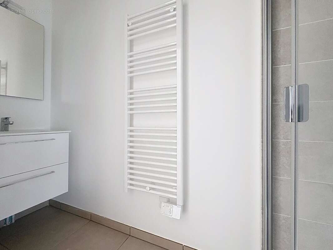 Appartement à vendre 4 pièces THONON LES BAINS (74) - photo 11