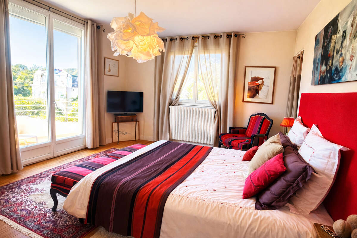 Villa d'exception avec 5 chambres à deux pas de la plage - photo 8
