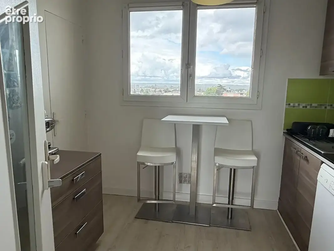 Les clayes sous bois - appartement 3 pieces - centre ville - dernier etage - photo 4