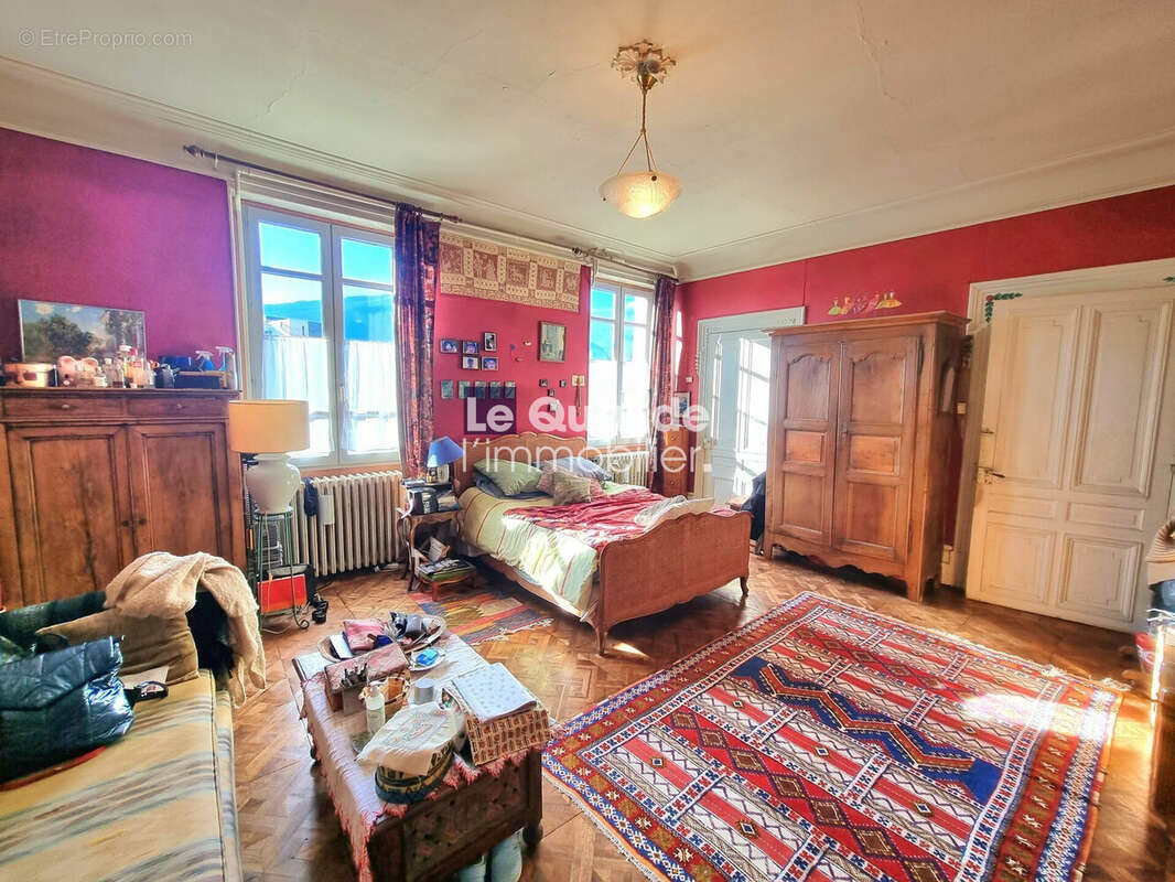 Maison à SAINT-MARTIN-LE-VINOUX