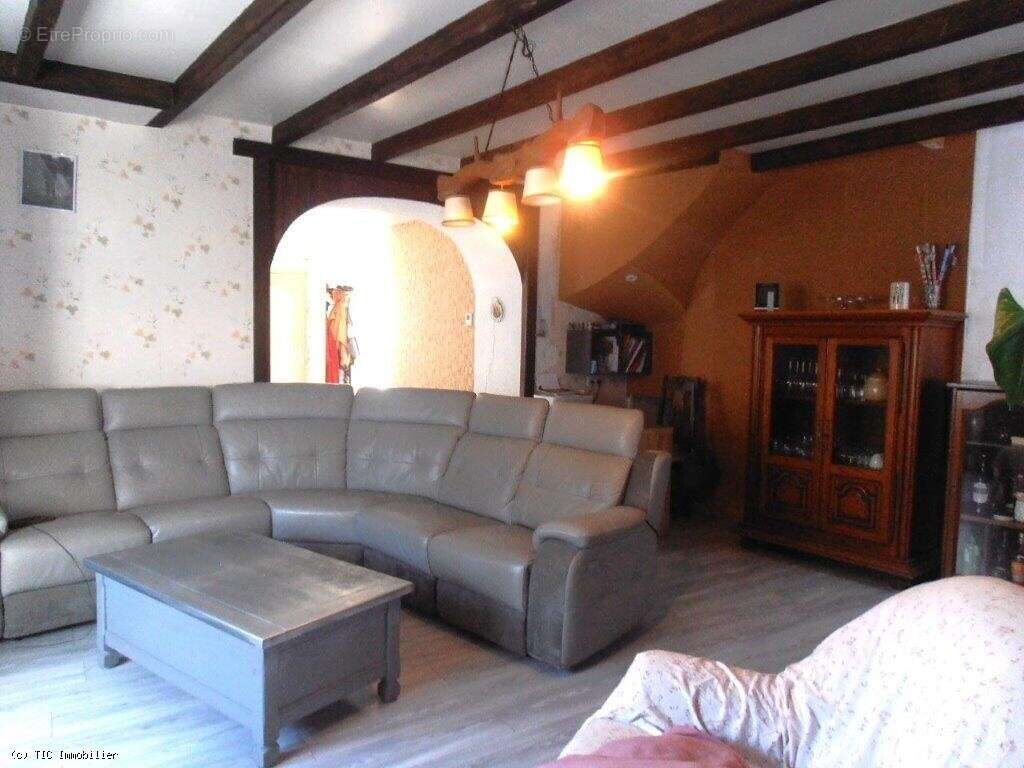 Maison à SAUZE-VAUSSAIS