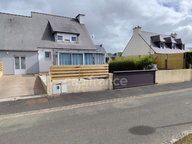 À 5 min de la mer – Maison 4 chambres avec véranda et jardin – Plain-pied- Louannec- Aucuns travaux - photo 2