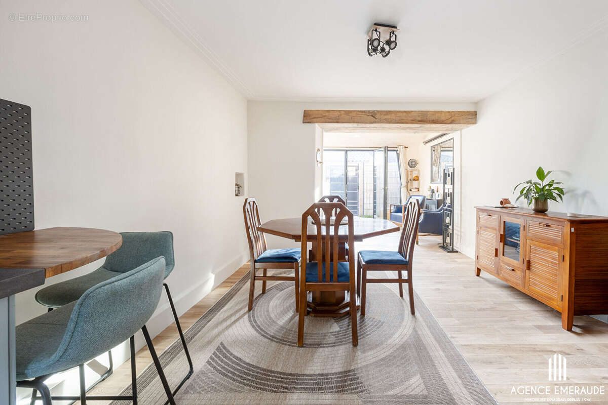 Maison à LA RICHARDAIS