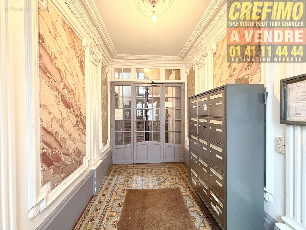 Appartement à COURBEVOIE