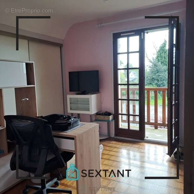 Maison à BOURG-ACHARD