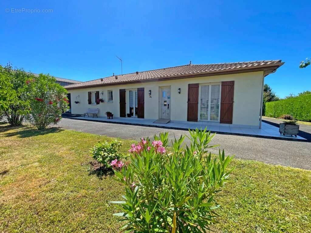 Maison à MARSAC-SUR-L'ISLE