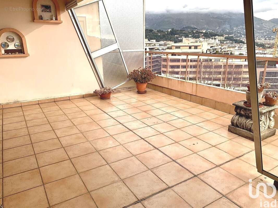 Photo 2 - Appartement à ROQUEBRUNE-CAP-MARTIN