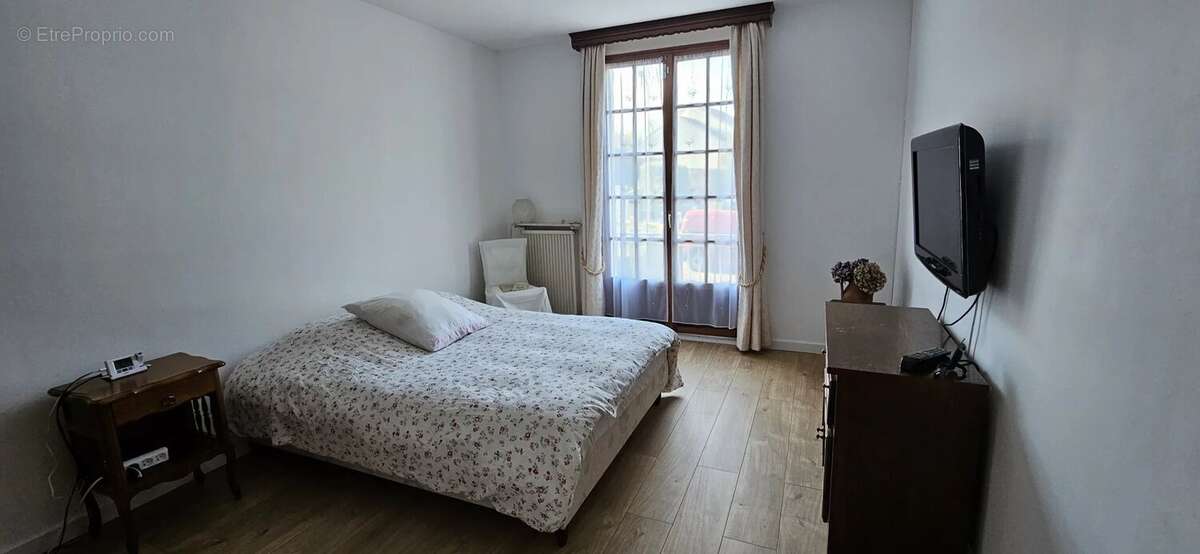 Maison à BAULNE