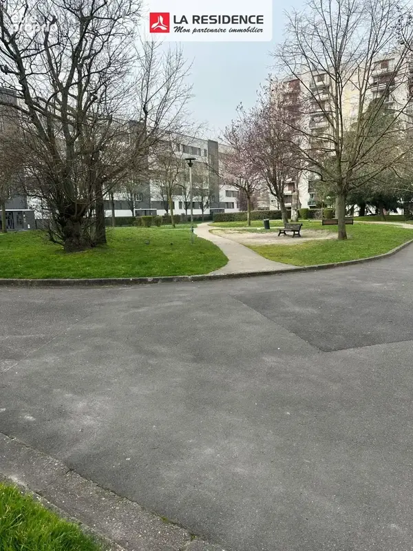 Appartement 2 pièces 40 m² à vendre à Rosny-Sous-Bois (93110) - photo 3